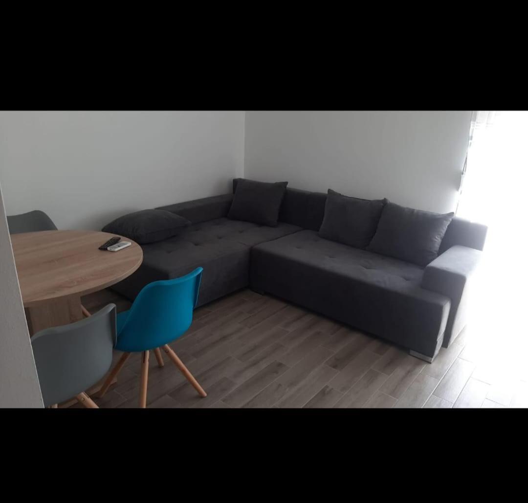 Apartmani Mabele Pag Town Exterior foto